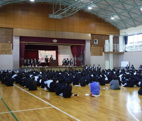 立会演説会